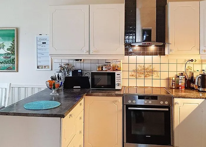 8 Person In Sortland-by Traum * Сортланн